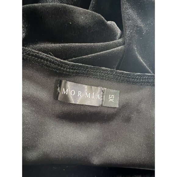 AMOR MIA Claudia Dress in Black Velvet - Picture 5 of 5